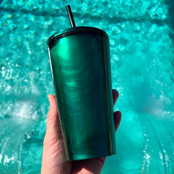 Starbucks 2022 Grande Marble Emerald Green Tumbler
18oz - Picture 3 of 5